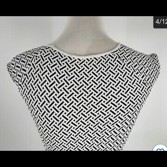 Bin 2C Bebe Black And White Short Sleeve Stretch Bodycon Dress Size M/L - Picture 4 of 9